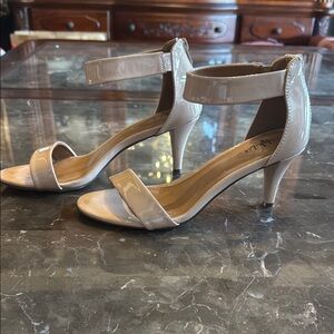 Wild Diva Tan Heeled Sandals Classic Design